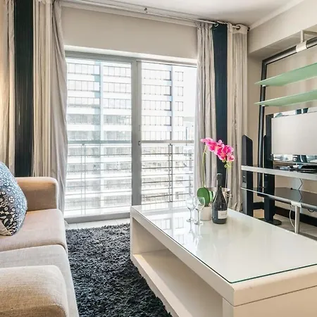 Studio With Fast Wifi In The Central Business District W Parking Cape Town Exterior photo